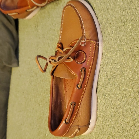 Dooney & Bourke leather deck shoes in tan sz 6 great used condition. Vintage. - Picture 4 of 11